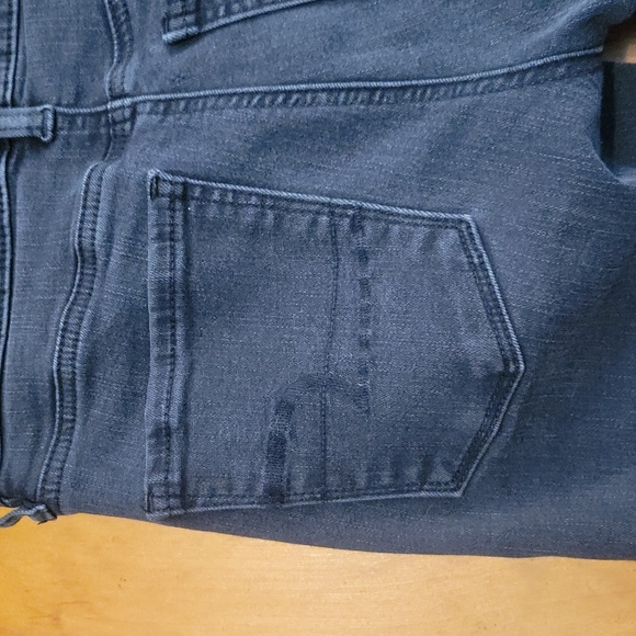 American Eagle High Rise Jegging Size 4 - Picture 3 of 6